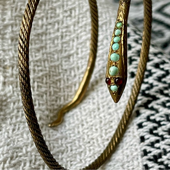 Vintage Coiled Gilt Egyptian Revival Silver Snake Bangle Turquoise Garnet Eyes - Picture 12 of 17